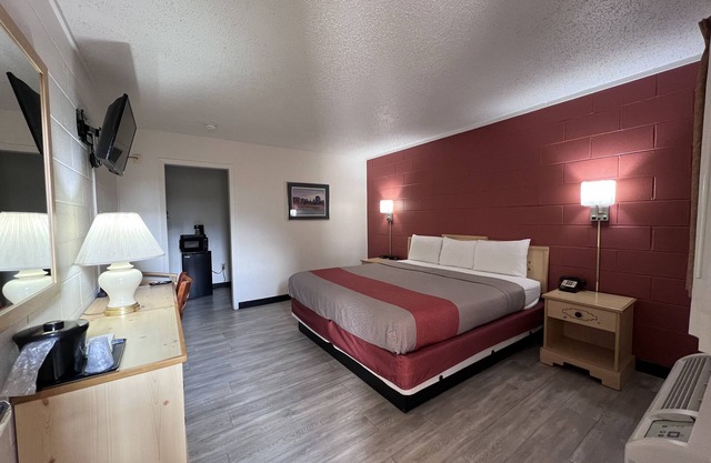 Regency Inn and Suites