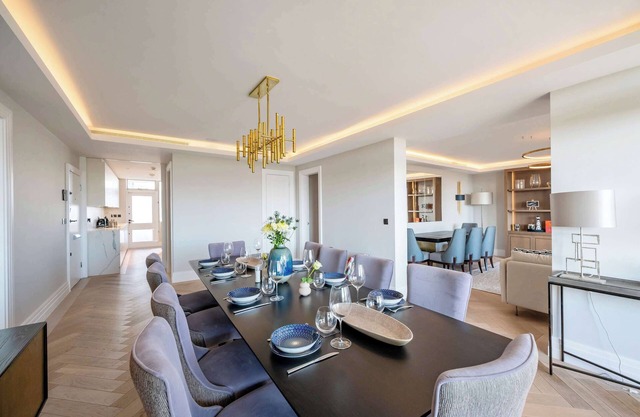 Regents' Oasis in the Sky- by Out of Office Lifestyle