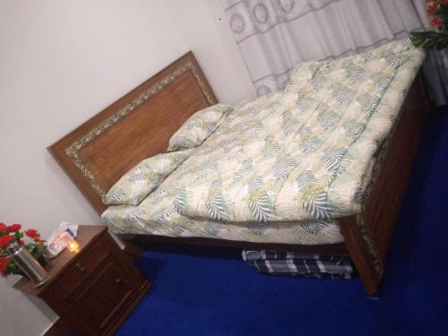 Rehan's 1 bed Apartment with Free Wifi with AC 12000 without 8000