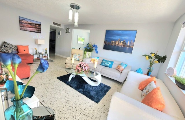 Relax 523 in the heart of Miami!