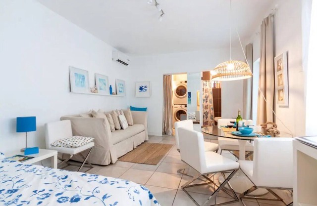 RELAX AND COOL MIAMI CENTRALLY LOCATED