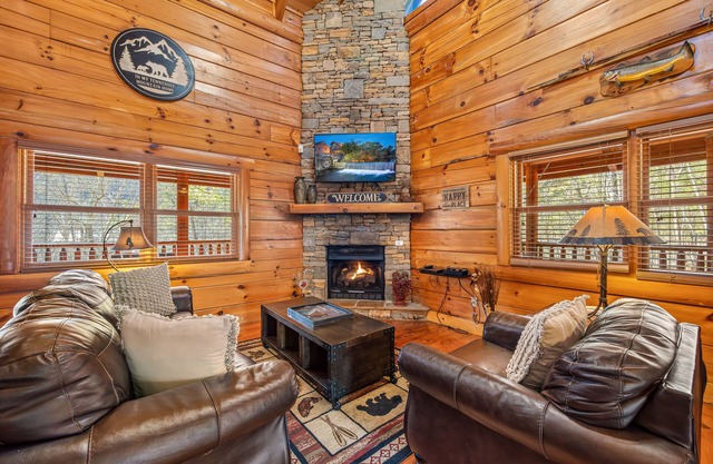 Relaxation awaits you! Great location, easily accessible!