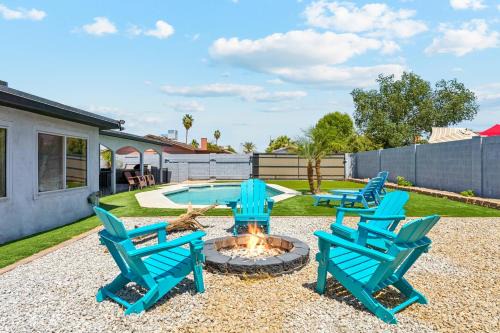 Relaxing Desert Oasis W Pool And Hot Tub