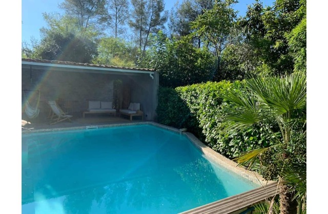 Relaxing family villa