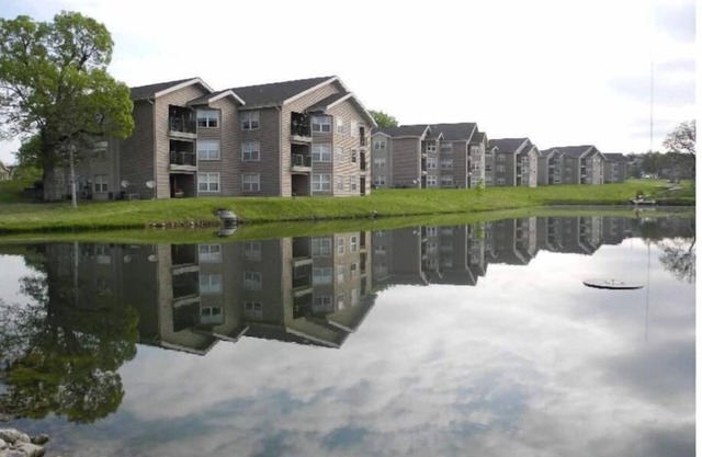 Relaxing stay, 5 min to Landing, tons of amenities