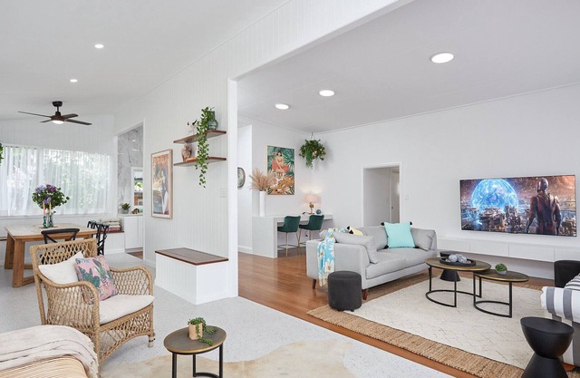 Relaxing & Stylish Entertainers House Close to Everything! #NEWLISTING