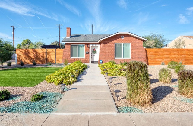 Remodeled home with private pool & fireplace - near downtown Phoenix