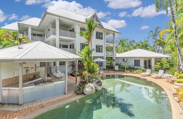 Renovated 1 Bedroom Apartment @ The Queenslander