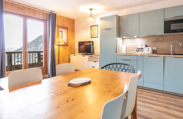 Renovated 4/6-person apartment near the slopes