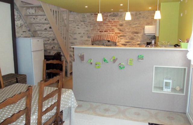 Renovated house - 90 m² - 6/8 people - close to beaches and shops