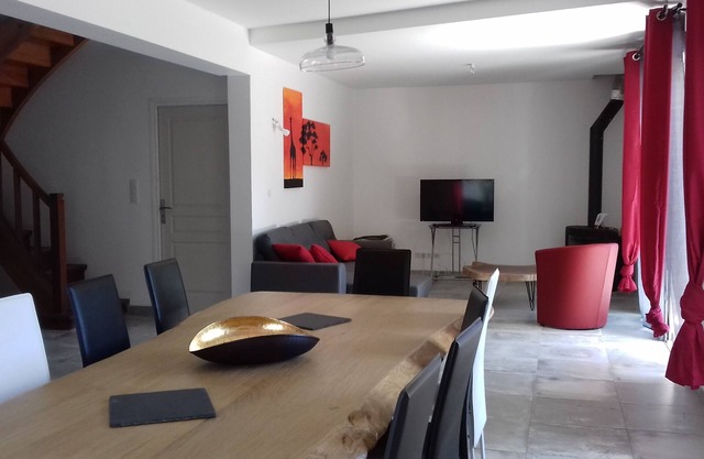 Rent House in sainte-eulalie-en-born
