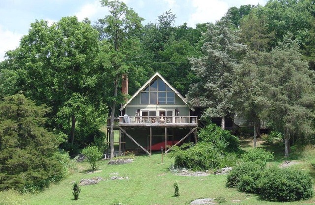 Reserve now for your summer getaway. River access. Secluded.