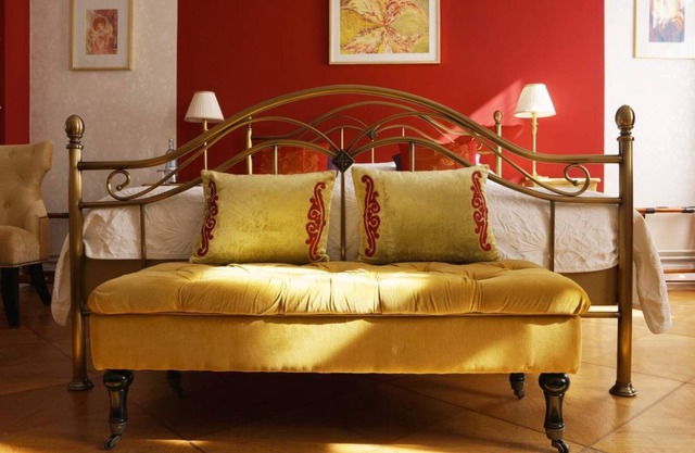Reside as in the hotel incl. Breakfast and room service near KaDeWe