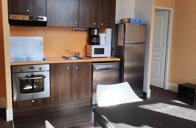 Residence Chateau Des Magnans Bat C - 2 Rooms for 4 People