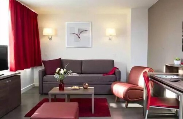 Residence City'O Apparthotel Caen - 2 Rooms 4 People