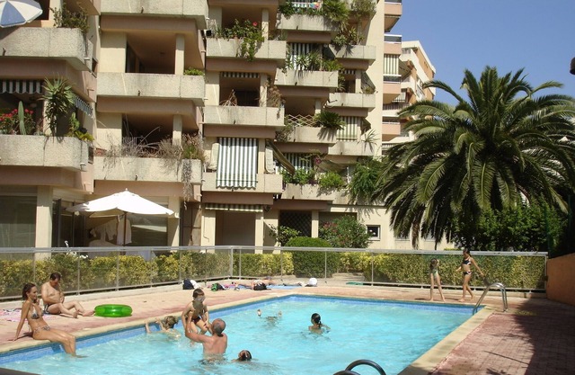 Residence "Les Jardins du Cap" - 100 m from the beach of Carnoles