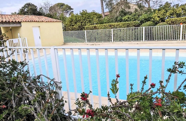 Residence Les Jardins D'or Et D'azur - Holiday houses in Six-fours with swimming pool and private parking and 800m from the beach