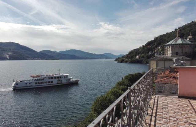 RESIDENCE "Il Gabbiano" - apartment in the center of Cannobio with lake view