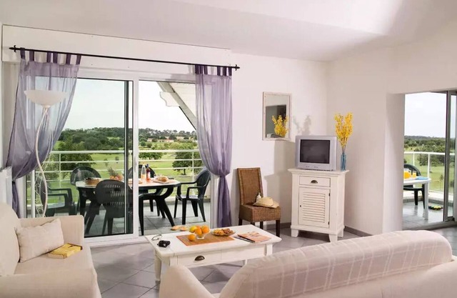 Residence Le Domaine des Fontenelles - 5 Rooms Duplex 8 People