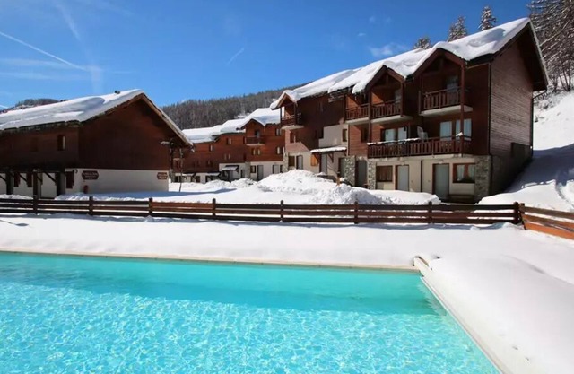 Residence Parc Aux Etoiles - Chalets for 7 People