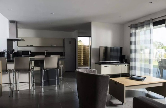 Residence Suite-Home Porticcio* - Ajaccio - 3 Room Pavilion 6 People