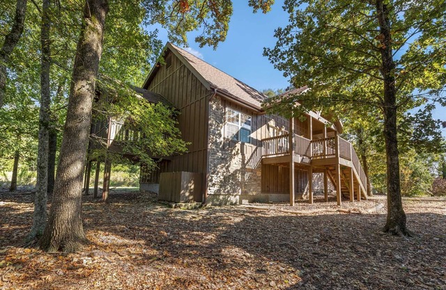 Resort Cabin! Fireplace, Private King Bedroom, Wooded Views! | 104A