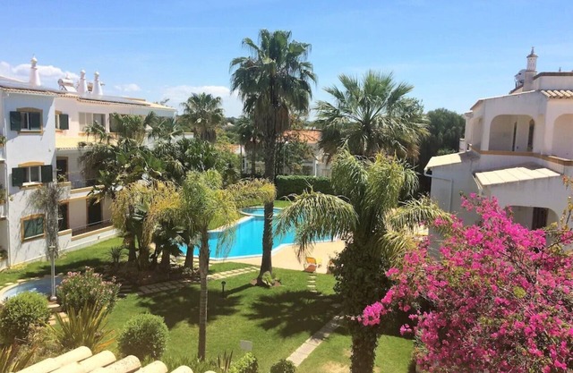 Resort Solcosta- 2 bedroom apartment, pool, A/C, Wi-Fi, Gym,close to restaurants