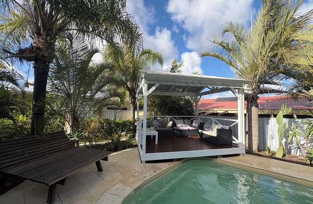 Resort style hideaway