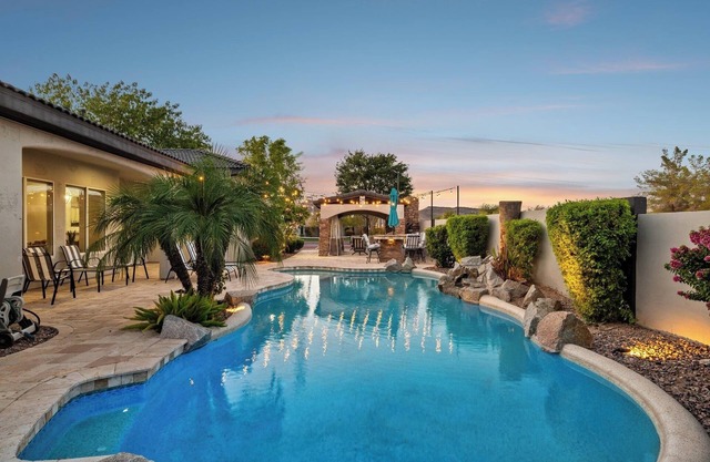 Resort-Style Retreat w/Pool, Games & Pickleball