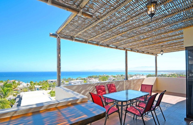 Resort-style Stay with Ocean Views, Pool, BBQ, Gym