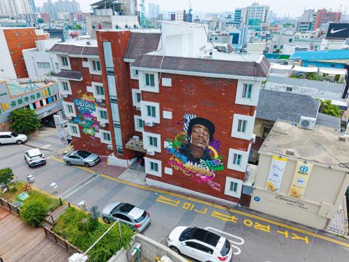 Reto House