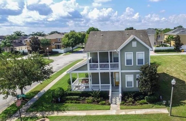 Reunion South facing pool home 3 bed/3.5 baths