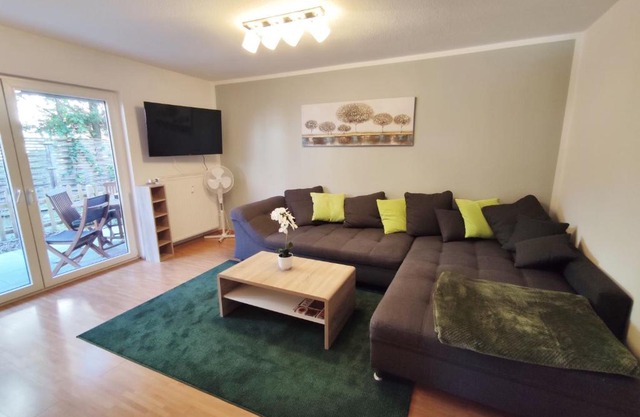 RheinNeckar Living - Neuhofen - Free WiFi and Parking