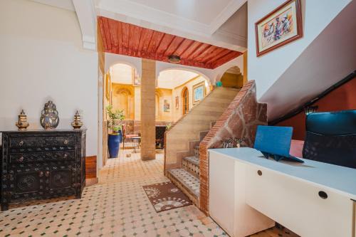 Riad Bobby Médina