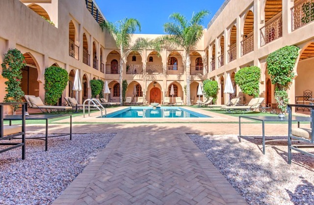 Riad Janoub