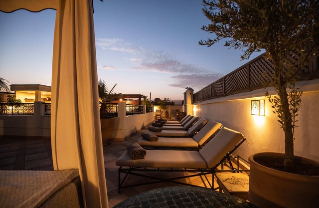 Riad NayaNour