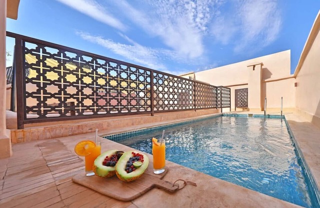 Riad Private Pool and Breakfast Heart of Medina