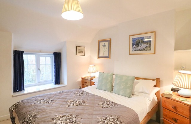 River Cottage, BURTON BRADSTOCK