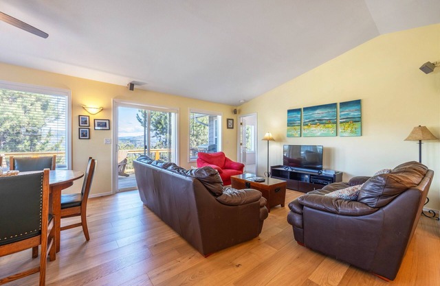 River Ranch, Close to DT Hood River!