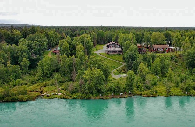 River Views & Fire Pit: Cozy Soldotna Apartment!