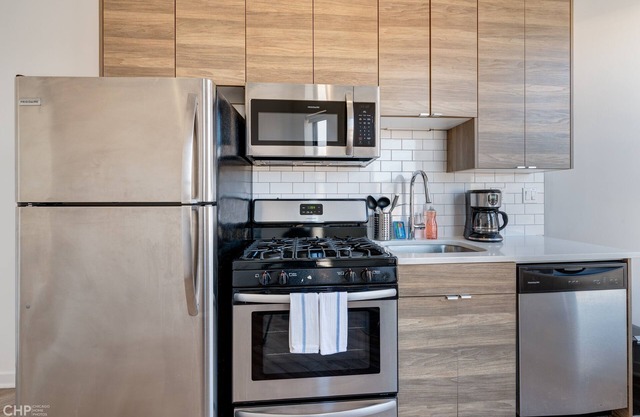 River West, Second Floor Chicago by 747 Lofts