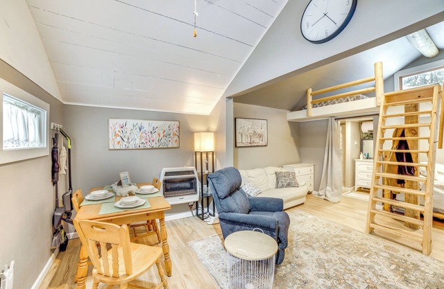 Riverfront Big Rapids Cabin w/Fire Pit!