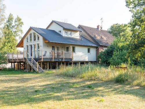 Riverside Stay in Sudwinsen