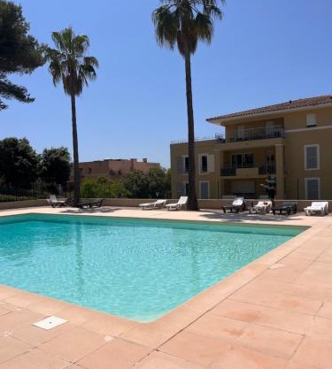 Riviera Rêve, Antibes