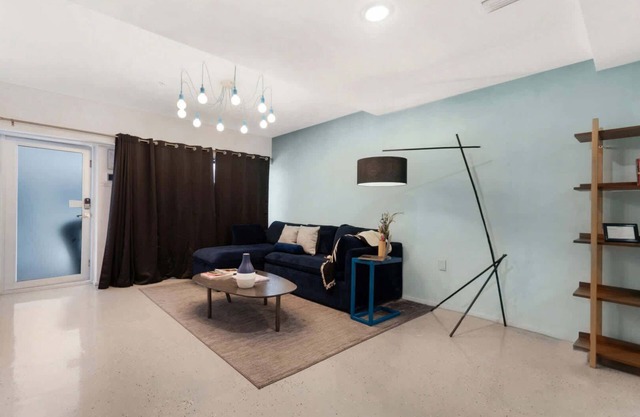 Roami at 250 Collins | Pool | Next to Beach | 2 Bed