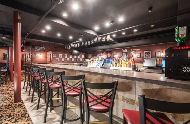 Rodeway Inn & Suites - Charles Town, WV