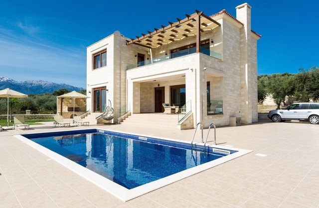 RODI LUXURY STONE VILLA