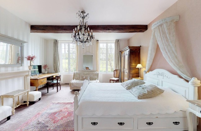 Romantic cottage with SPA & Sauna, 15 min from the sea and from Cherbourg