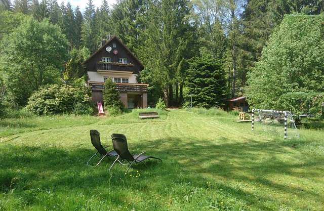 Romantic forest house "Lucas" with a beautiful garden and sauna