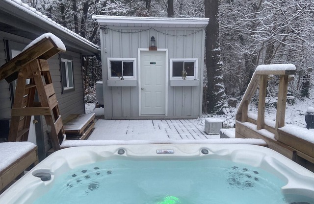 Romantic Studio, Kitchenette, King Bed, Sauna, Hot Tub, Fitness Studio, Wellness